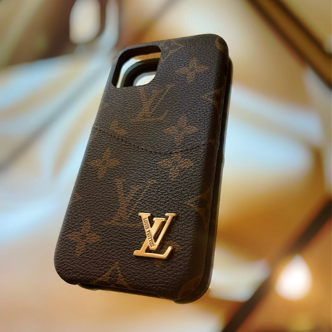 Shop Louis Vuitton MONOGRAM Monogram Leather Logo iPhone 13 Pro